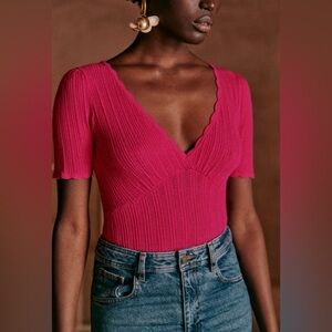 Sezane Cloe Fushcia Knit Short Sleeve Jumper